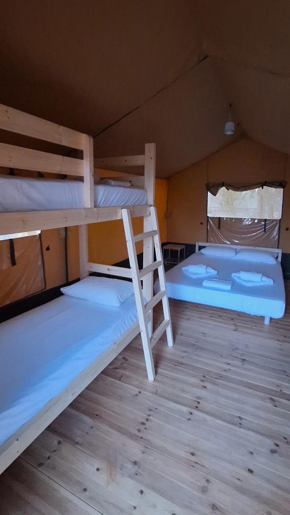 Nirikos Camping Spasmeni Vrisi Chambre photo