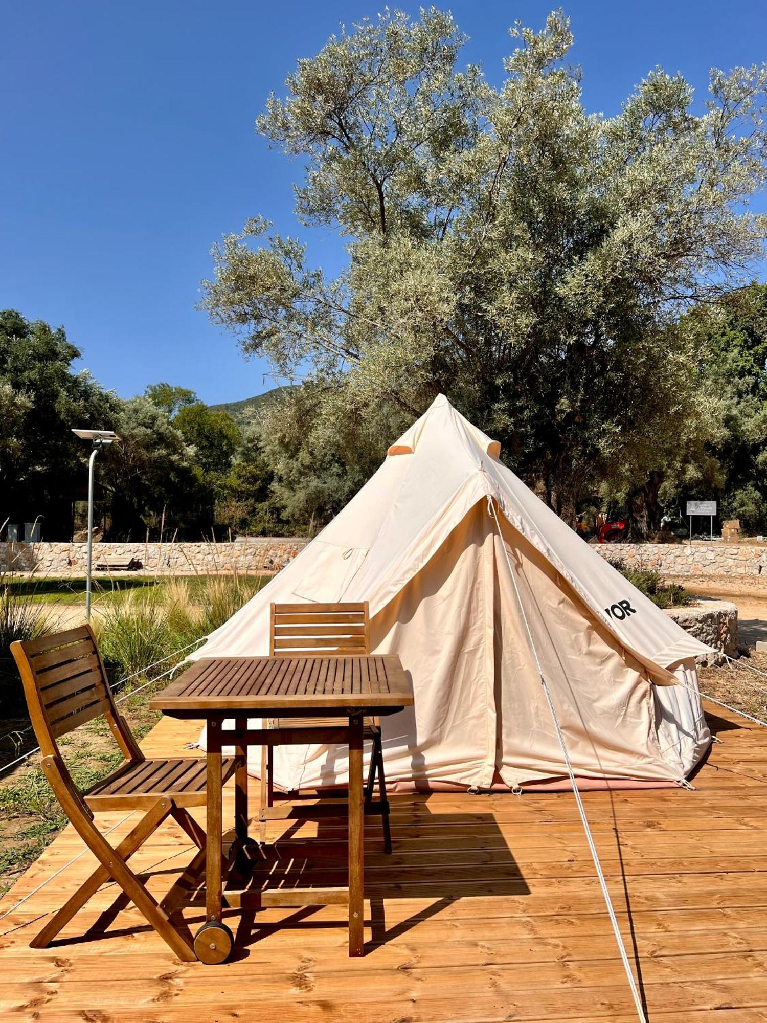 Nirikos Camping Spasmeni Vrisi Chambre photo