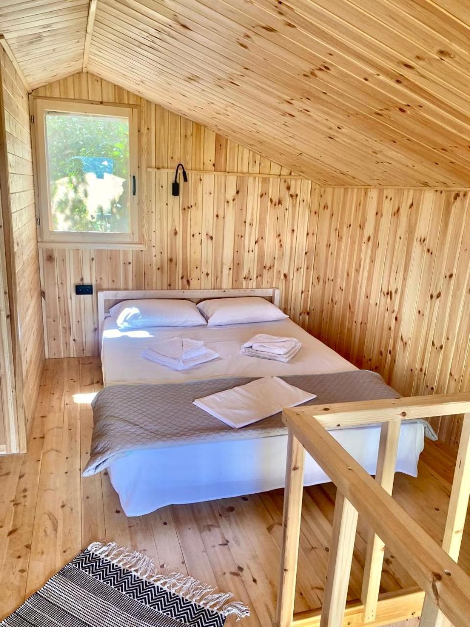 Nirikos Camping Spasmeni Vrisi Chambre photo